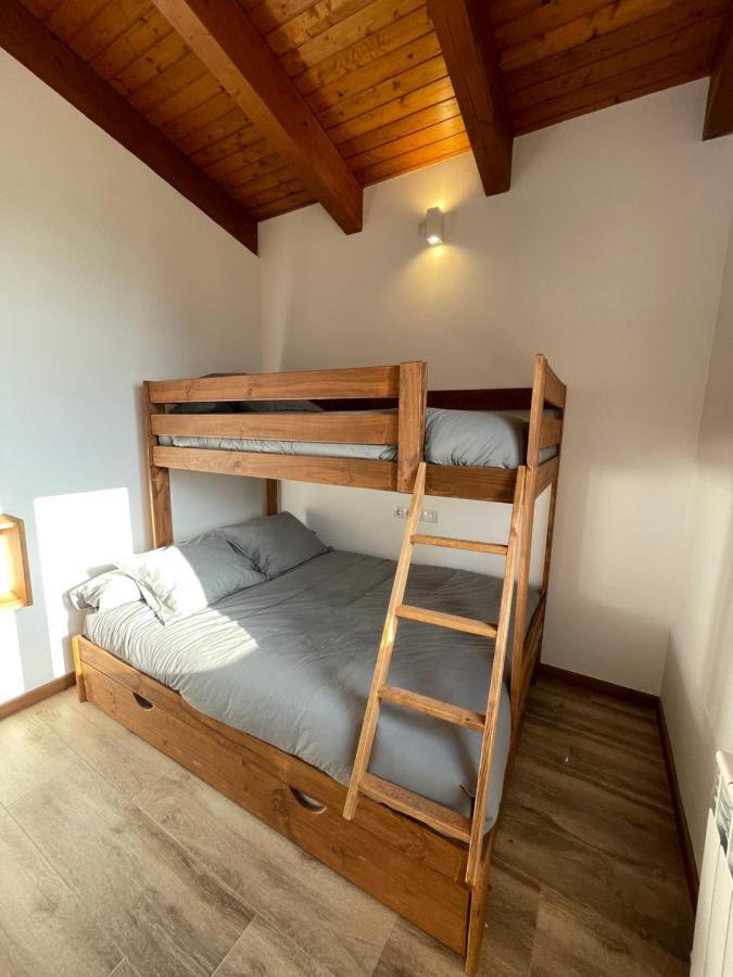 Casa De Les Escoles, Espinalbet - Alberga Castellar del Riu Exteriör bild