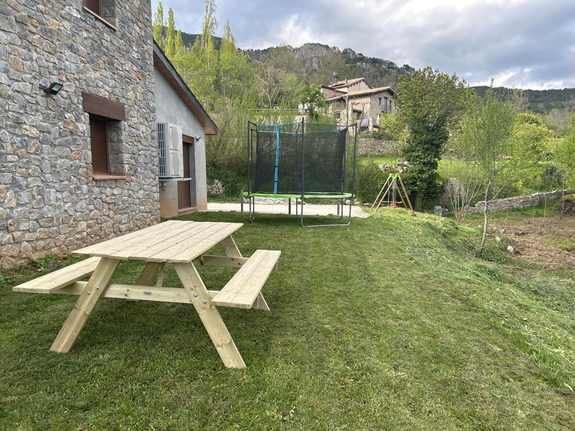 Casa De Les Escoles, Espinalbet - Alberga Castellar del Riu Exteriör bild